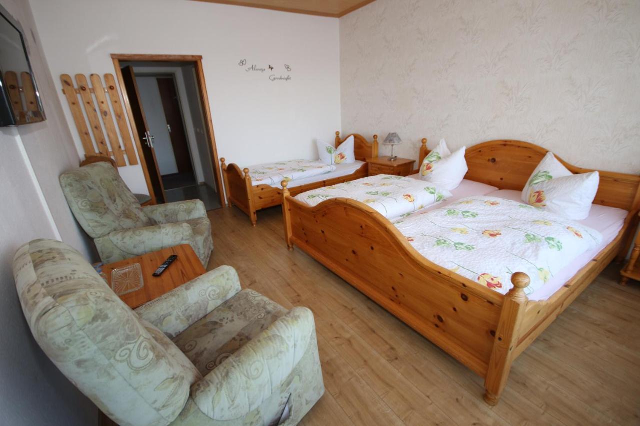 Hotel Charlott Айзенбах Экстерьер фото